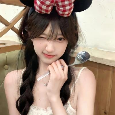 离婚后三个美女爆宠我